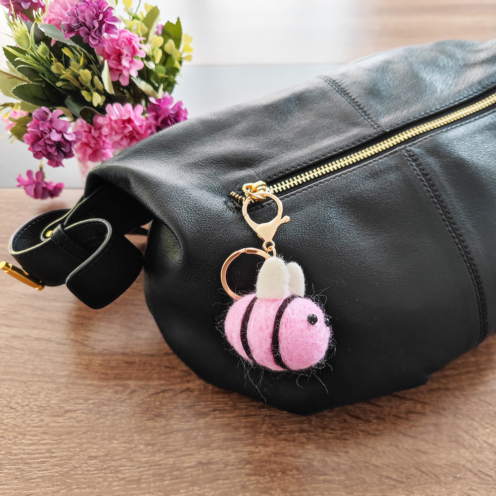 Wholesale Small Animal Bee Wool Felt Keychain